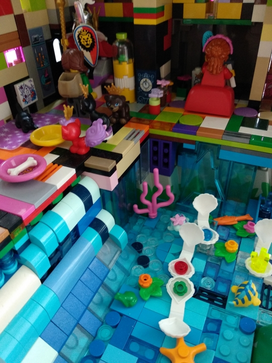 LEGO MOC - Младшая лига. Конкурс 'Средневековье'. - Замок с мельницей: Водопад и речка