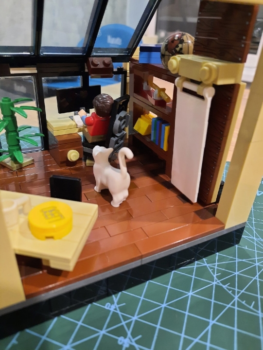 LEGO MOC - LEGO-конкурс 16x16: 'Все работы хороши' -   Кабинет современного писателя