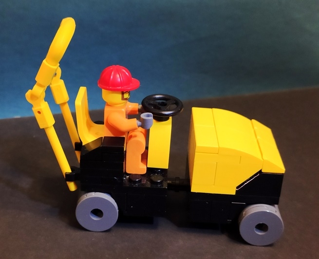 LEGO MOC - LEGO-конкурс 16x16: 'Все работы хороши' - Машинист асфальтового катка: Сам каток. 