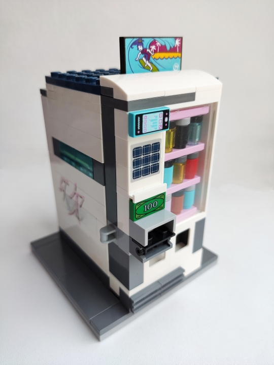 LEGO MOC - LEGO-конкурс 16x16: 'Киберпанк' - Холодильник 2077: Тотальный контроль, превращает даже личные вещи в 'чужие'