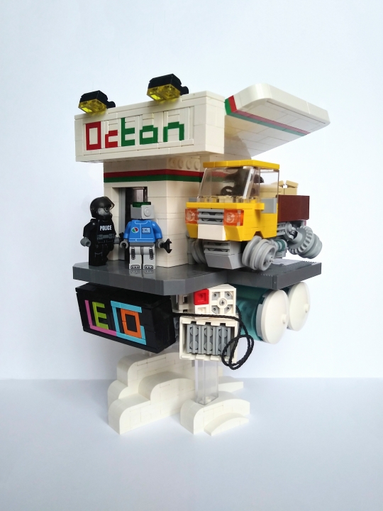 LEGO MOC - LEGO-конкурс 16x16: 'Киберпанк' - Автозаправочная станция: Очередной посетитель 'приехал' заправиться