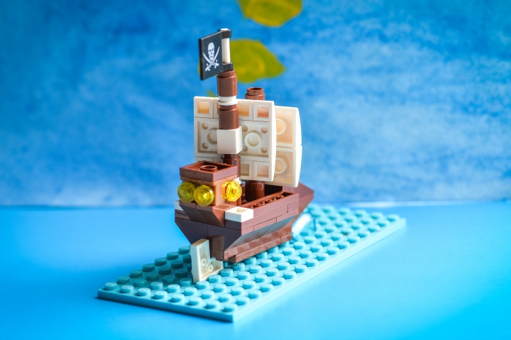 LEGO MOC - LEGO-конкурс 24x24: 'Пираты' - Пиратский корабль 'РАЗЯЩИЙ'