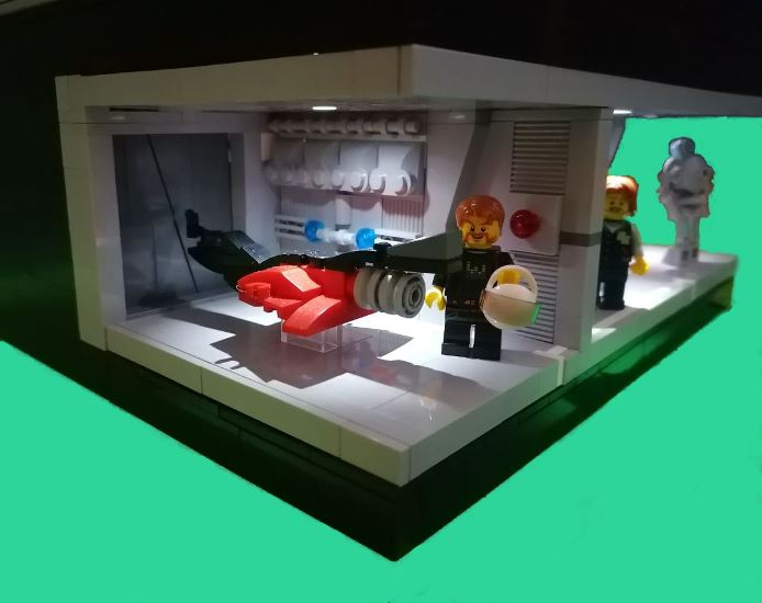 LEGO MOC - LEGO-конкурс 'Светлое будущее' - Научный центр на далёкой планете: Гараж со спидером
