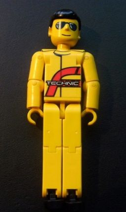 tech032