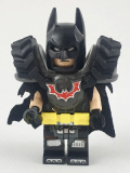 LEGO tlm118 Batman - Battle Ready, Tire Armor, Tattered Cape, Yellow Utility Belt