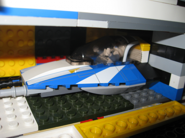LEGO MOC - В далекой-далекой галактике... - Аварийный перевозчик звездолета STD
