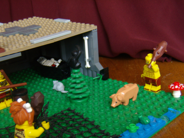 LEGO MOC - Потому что мы можем! - Пещерные люди открывают огонь.: Сценка охоты с другой стороны.