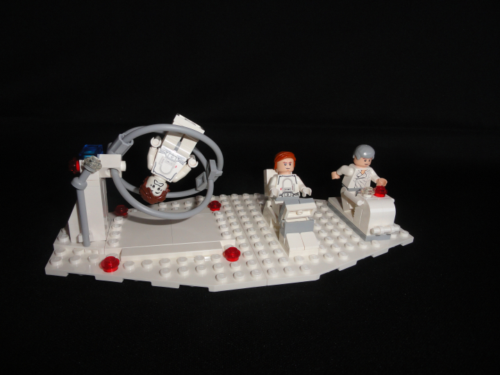 LEGO MOC - Потому что мы можем! - Вперёд, к звездам!: Люди, отправляющиеся в космос должны иметь мощную физическую и психологическую подготовку, для чего они проходят комплекс сложных тренировок
