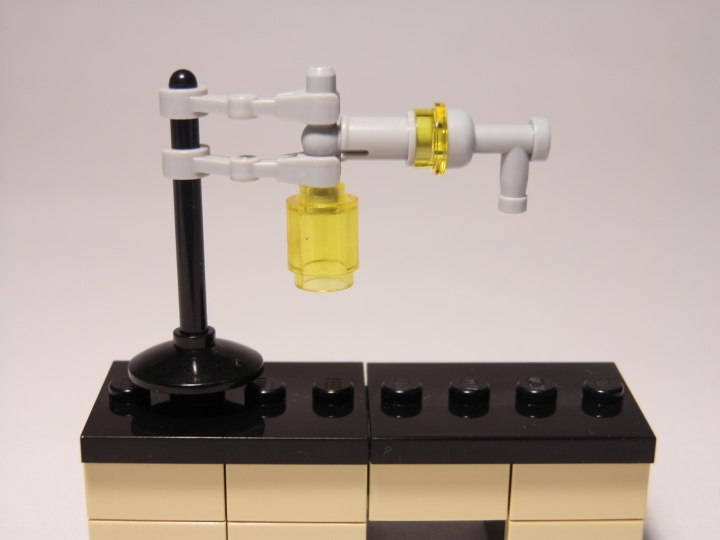 LEGO MOC - Потому что мы можем! - Случайное открытие.: Оборудование лаборатории поближе.