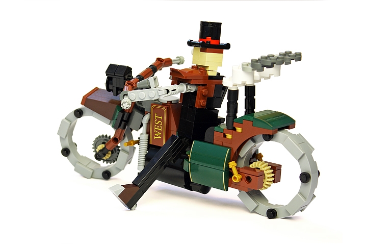 LEGO MOC - Steampunk Machine - Пароцикл Томаса Уатта (миниленд): Асинхронный двухцилиндровый двигатель с системой перегрева пара <br />
позволяет развить скорость до 30 миль в час. <br />
<br />
