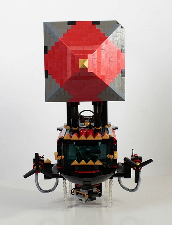 LEGO MOC - Мини-конкурс 'Битва Дирижаблей' - Игла: Наш дирижабль имеет зеркала заднего вида и оснащен двумя чудо двигателями, позволяющими быстро двигаться вперед, плавно набирать высоту. 