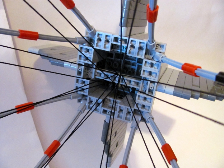 LEGO MOC - Мини-конкурс 'Битва Дирижаблей' - Почтальон: Нос собран по схеме 'минимализм':