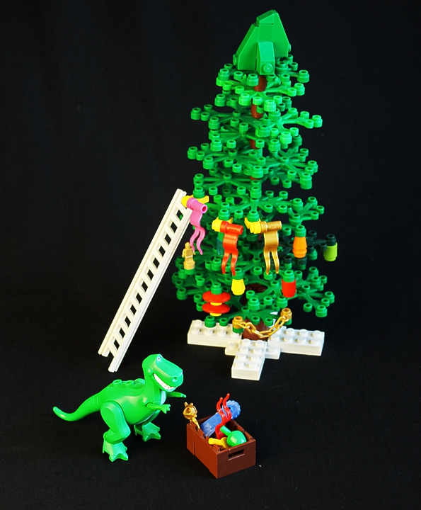 LEGO MOC - Новогодний Кубик 2014 - Новый год Юрского периода: ...<br />
