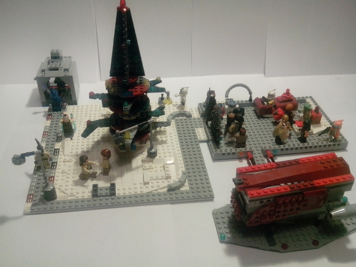 LEGO MOC - Новогодний Кубик 2014 - Новый Год, не только есть на нашей планете...: Вид с боку №2
