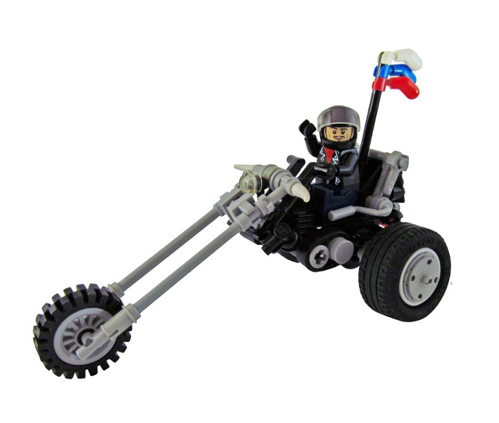 LEGO MOC - Мини-конкурс 'Lego Technic Motorcycles' - Siberian Wolf: 'Здорово бродяги! Как поживаете? Сегодня мне предстоит дорога дальняя...' 