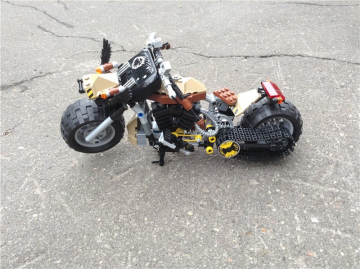 LEGO MOC - Мини-конкурс 'Lego Technic Motorcycles' - Rat Bike 'Raven'