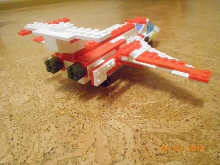 LEGO MOC - Новогодний Кубик 3015 - Реактивные сани и истребитель Деда Мороза: Вид 4.