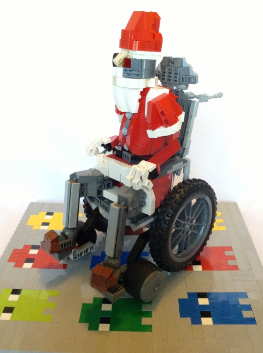 LEGO MOC - Новогодний Кубик 3015 - Дед мороз 3015: Левая сторона лица была повреждена во время салюта в далеком 2226 году