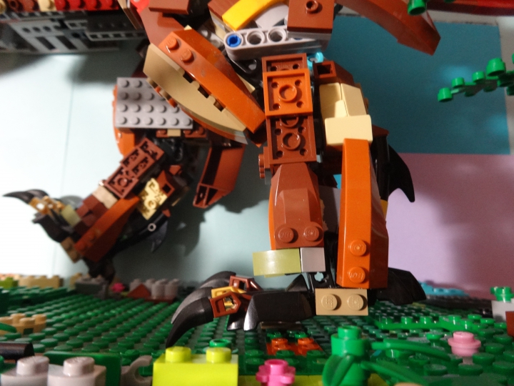 LEGO MOC - Мир Юрского периода - Тиранозавр
