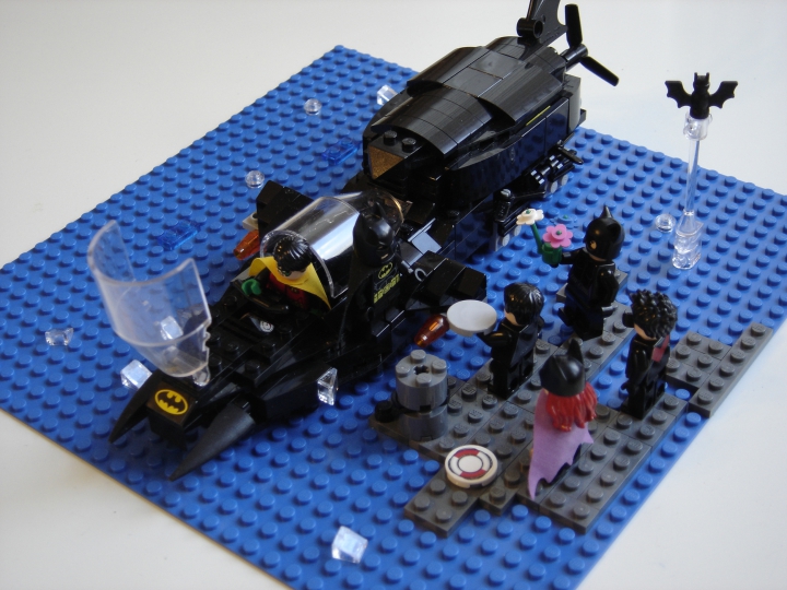 LEGO MOC - Погружение - Подводная лодка Бэтмена: Лодка вернулась на базу