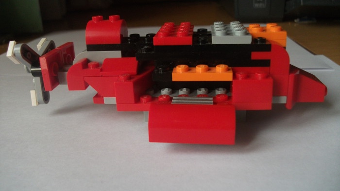 LEGO MOC - Погружение - Моя подводная лодка: Вид сбоку