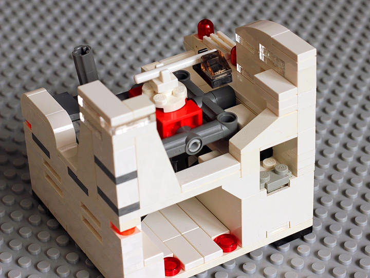 LEGO MOC - Битва Мастеров 'В кубе' - Центр подготовки космонавтов: Мостик убран