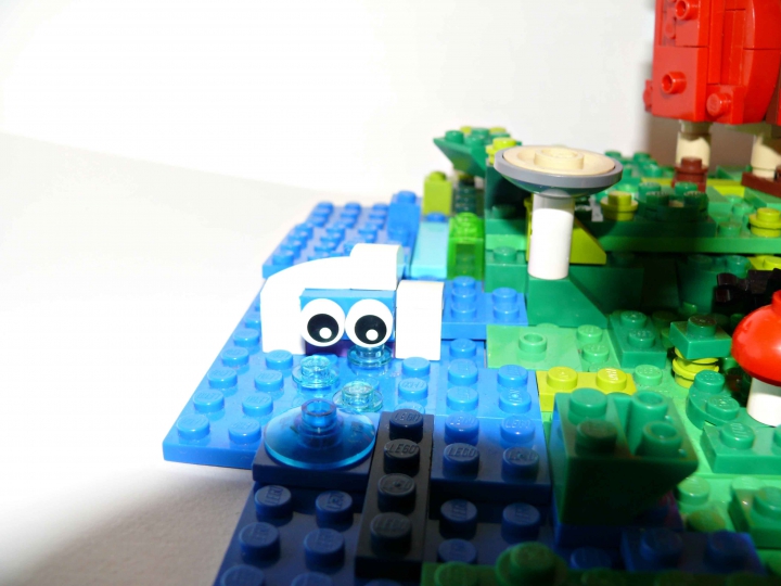 LEGO MOC - Чудеса русских сказок - Баба-Яга ( к сказке 'Царевна-Лягушка'): из речки показался Водяной