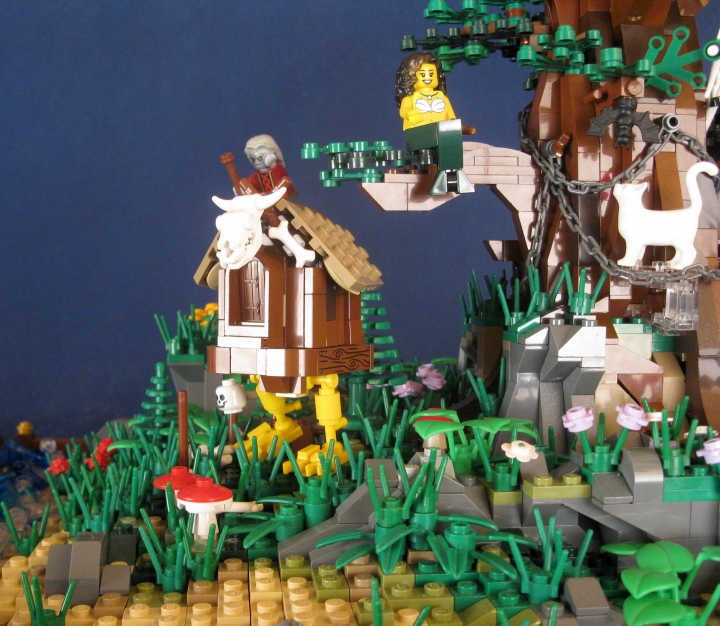 LEGO MOC - Чудеса русских сказок - У Лукоморья дуб: Русалка, как и положено, сидит на ветвях.