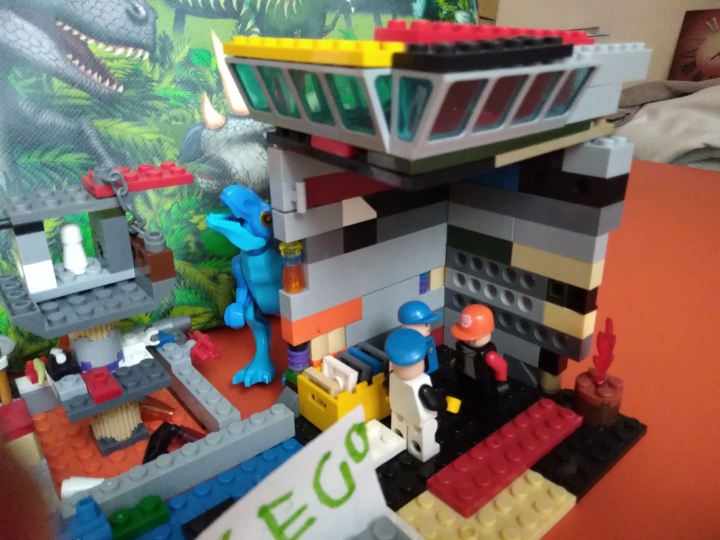LEGO MOC - Конкурс Детективов - Расследование пропавшего яйца с фермы динозавров