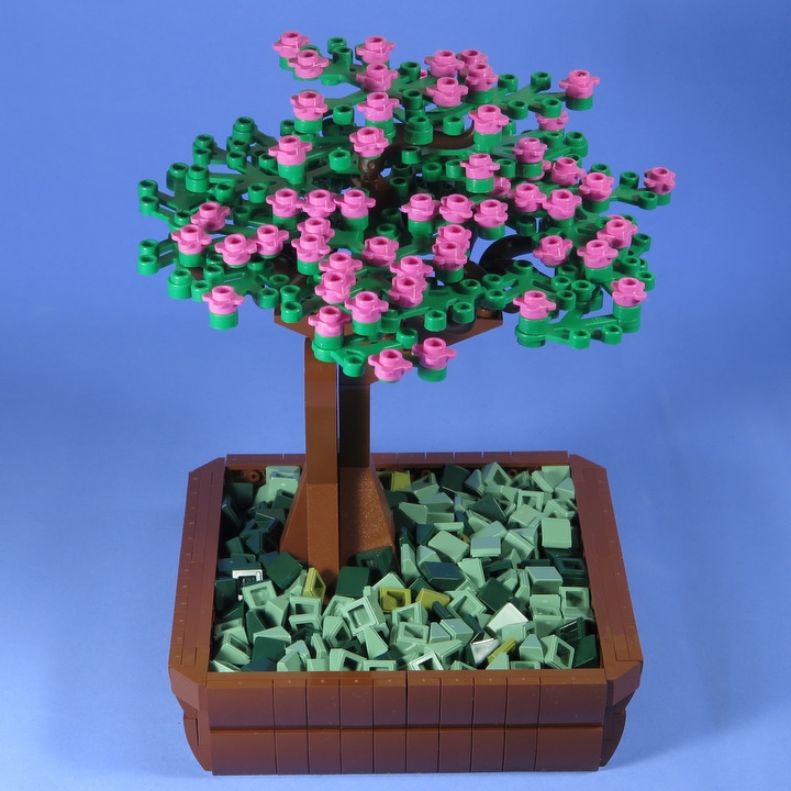 LEGO MOC - 16x16: Ботаника - Цветущая Сакура (бонсай): Растение вместе со своей чашей помещается на основании 16*16.