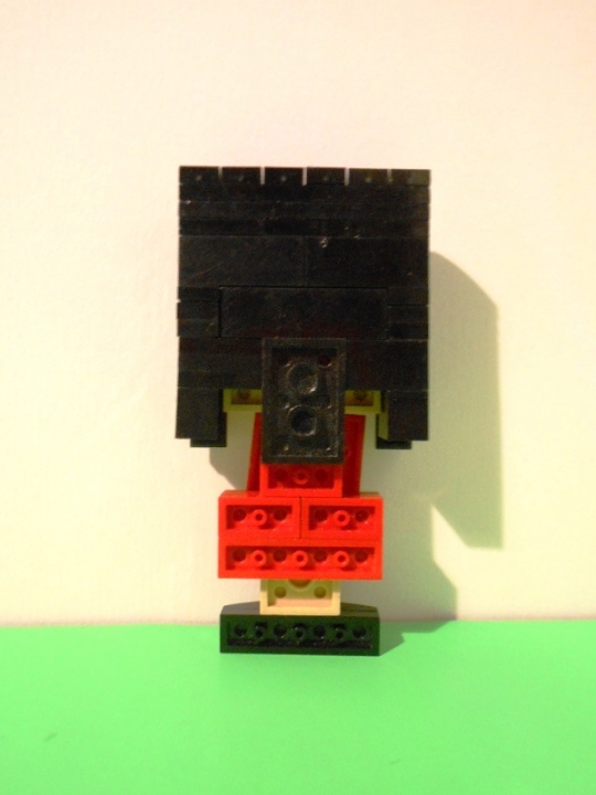 LEGO MOC - 16x16: Чиби - В ужасе: И отвернулась, чтобы не было так страшно.