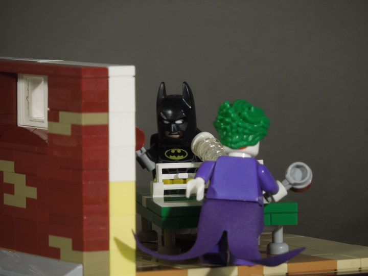 LEGO MOC - 16x16: Поединок - Один из немногих веселых дней в Готеме