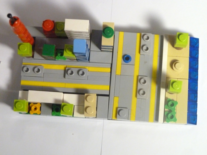 LEGO MOC - 16x16: Микро - Годод Солнечногорск на реке Волшебная.: Вид сверху, без машин.