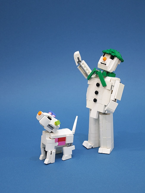 LEGO MOC - Новогодний Кубик 2020 - The snowman and the snowdog.: Вот они смотрят во-он туда, чтобы полететь на север.
