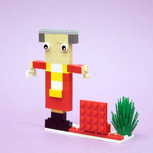 LEGO MOC - Новогодний Кубик 2020 - Щелкун: А здесь Щелкунчик снял свою шляпу