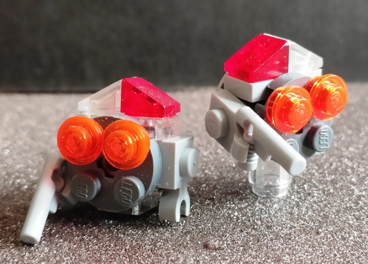 LEGO MOC - LEGO-конкурс 16x16: 'Киберпанк' - Контраст 'миров' в киберпанке: Роботы-полицейские из Верхнего Города. Конечно, за Нижним Городом никто не следит...
